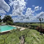 Le Des Perches Villa