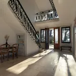 Le Des Perches Villa *