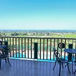 Le Des Perches Villa