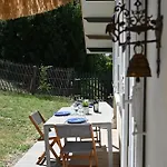 Le Des Perches Villa *