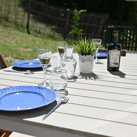 Le Des Perches Willa