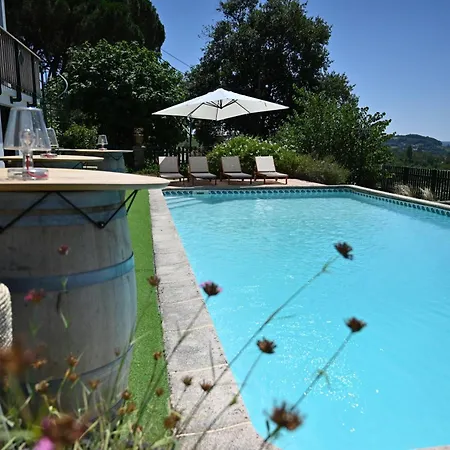 Le Des Perches 캐딜락