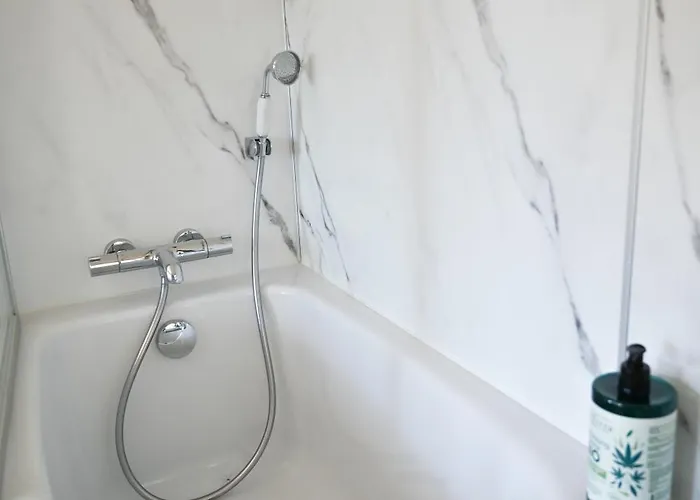 Le Des Perches קדיאק