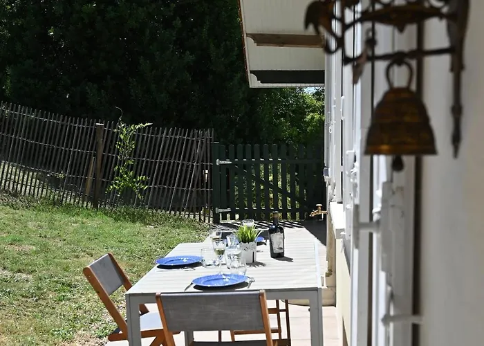 Le Des Perches Vila *